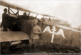 Рудольф Бертольд и его Фоккер D VII в 1918 г. во время командования JG II.
